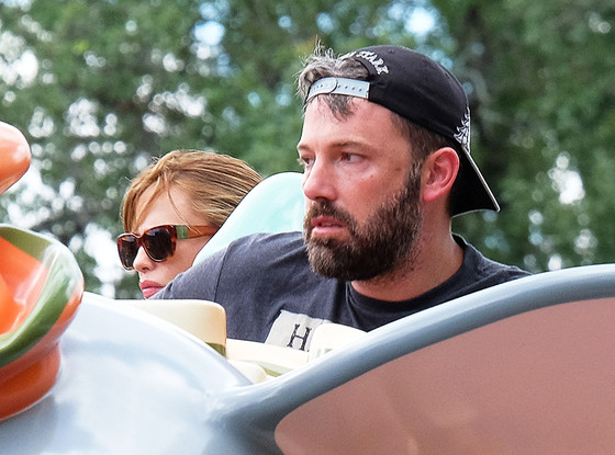 Jennifer Garner, Ben Affleck, Disneyland Jennifer Garner, Ben Affleck, Disneyland